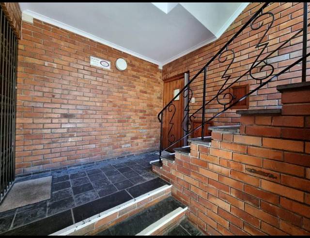 3 BEDROOM PROPERTY TO RENT IN KENILWORTH